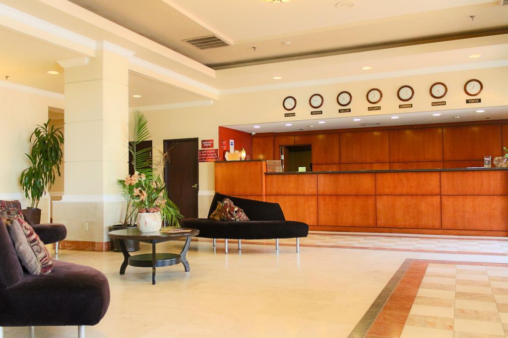 รามาดา พลาซา บาย วินด์แฮม แอตแลนตา แอร์พอร์ต Hotel คอลเลจพาร์ค ภายนอก รูปภาพ